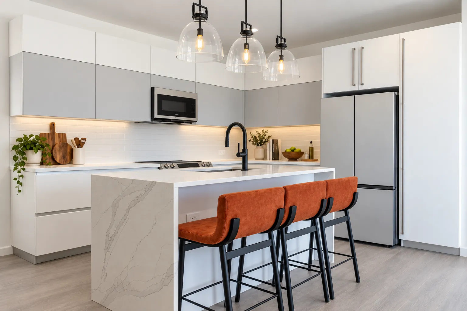 Kitchen with stone island and breakfast seating at Sugar Ridge